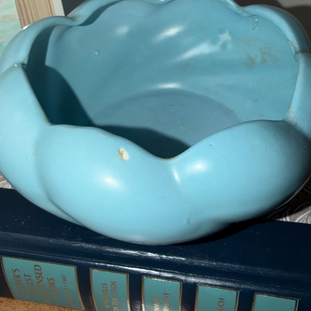 Vintage Stangl Pottery Blue Scalloped Dish - Picture 5 of 7